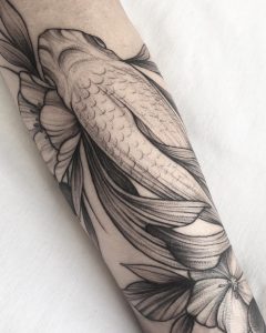 fish tattoo by @_mariaruz