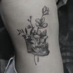 Tattoo fiore di ciliegio teschio