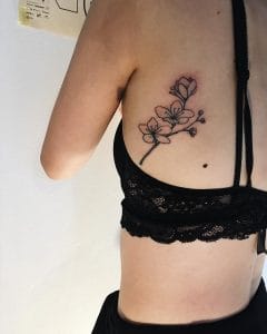 Tattoo fiore di ciliegio black and gray
