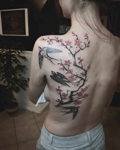 tattoo fiore di pesco by @ilariaferraritattooer