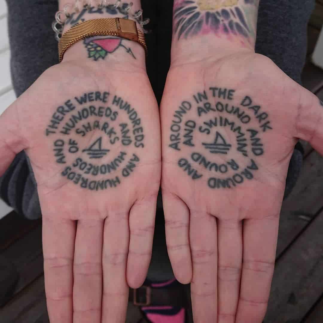 tatuaggio palmo mano