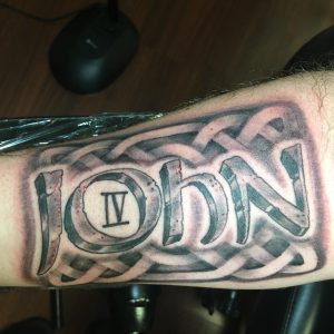 tatuaggi scritte celtiche