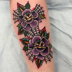 tattoo-spiderweb-and-roses-by-@shannontattooer-1