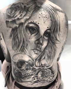 Tattoo teschio donna