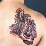 Tattoo teschio fiori