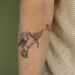tattoo-cavallo-by-@comotattoo