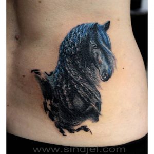 tattoo-cavallo-by-@sindjel_design_tattoo_piercing