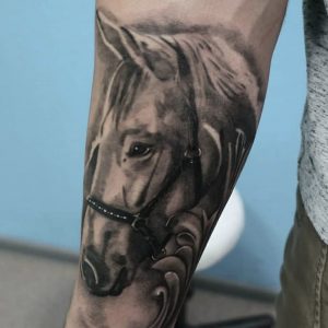 tattoo-cavallo-by-@svet_lana_ost