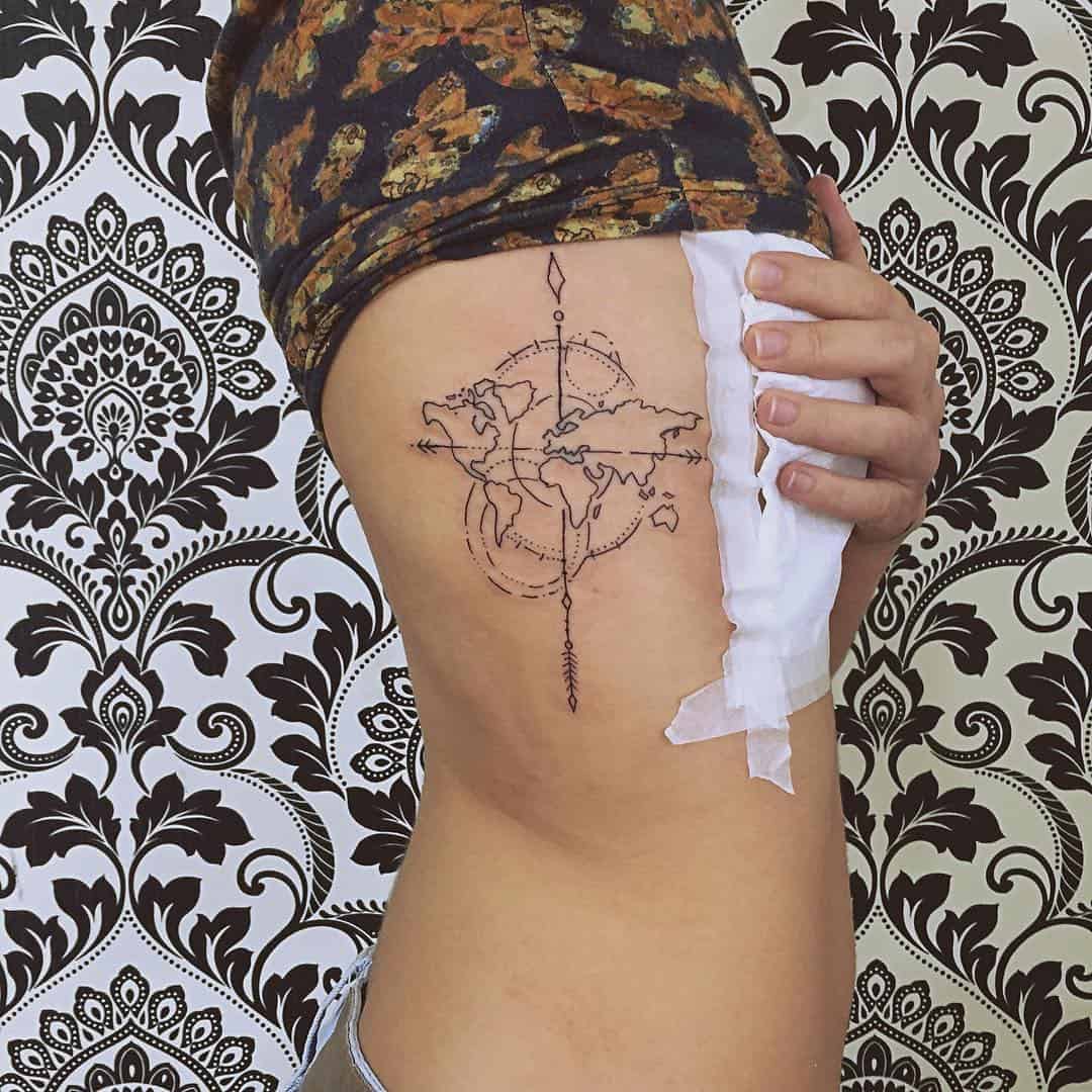 tatuaggio costole