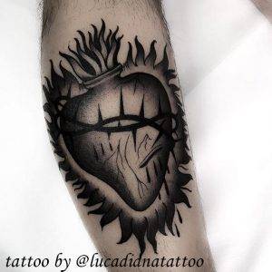 cuore-spine-fuoco-by-@lucadianatattoo