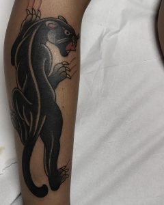 pantera tattoo braccio