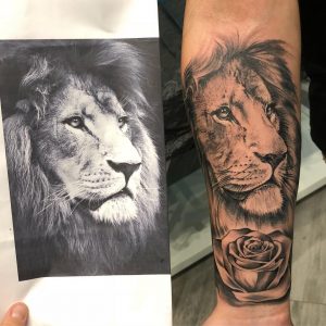lion tattoo by @pablaarttattoo
