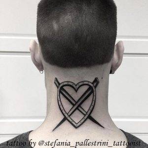 tattoo-cuore-chiodi-incrociati-by-@stefania_pallestrini_tattooist