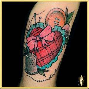 tattoo-cuore-cucito-by-@maybellene_tattoo_shop