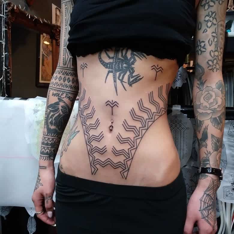 tatuaggi tribali per donne