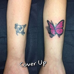 tattoo-coverup-con-farfalle-by-@stifftattoo