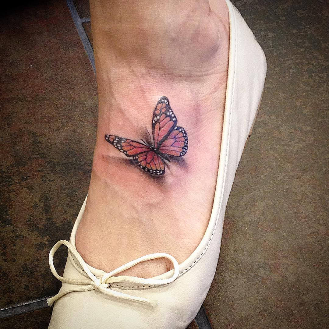 tattoo-farfalla-piede-by-@gea_tattoo