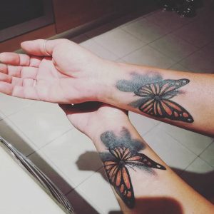 tattoo-farfalla-polso-by-@alextattooer