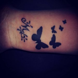 tattoo-farfalla-polso-by-@alfoninzia