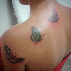 tattoo-farfalla-spalla-by-@by_veruska