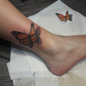 tattoo-farfalle-caviglia-by-@24dieci_tattoo