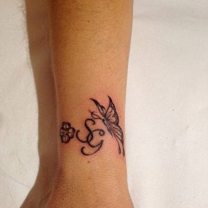 tattoo-farfalle-con-lettere-e-iniziali-by-@4lifetattoostudio_3