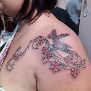 tattoo-farfalle-e-fiori-by-@angelozerotti