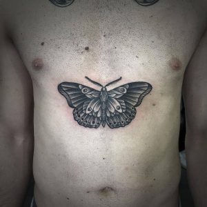 tattoo-farfalle-in-bianco-e-nero-by-@alex_old_tattoo