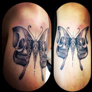 tattoo-farfalle-in-bianco-e-nero-by-@andrea_pinna_vespink