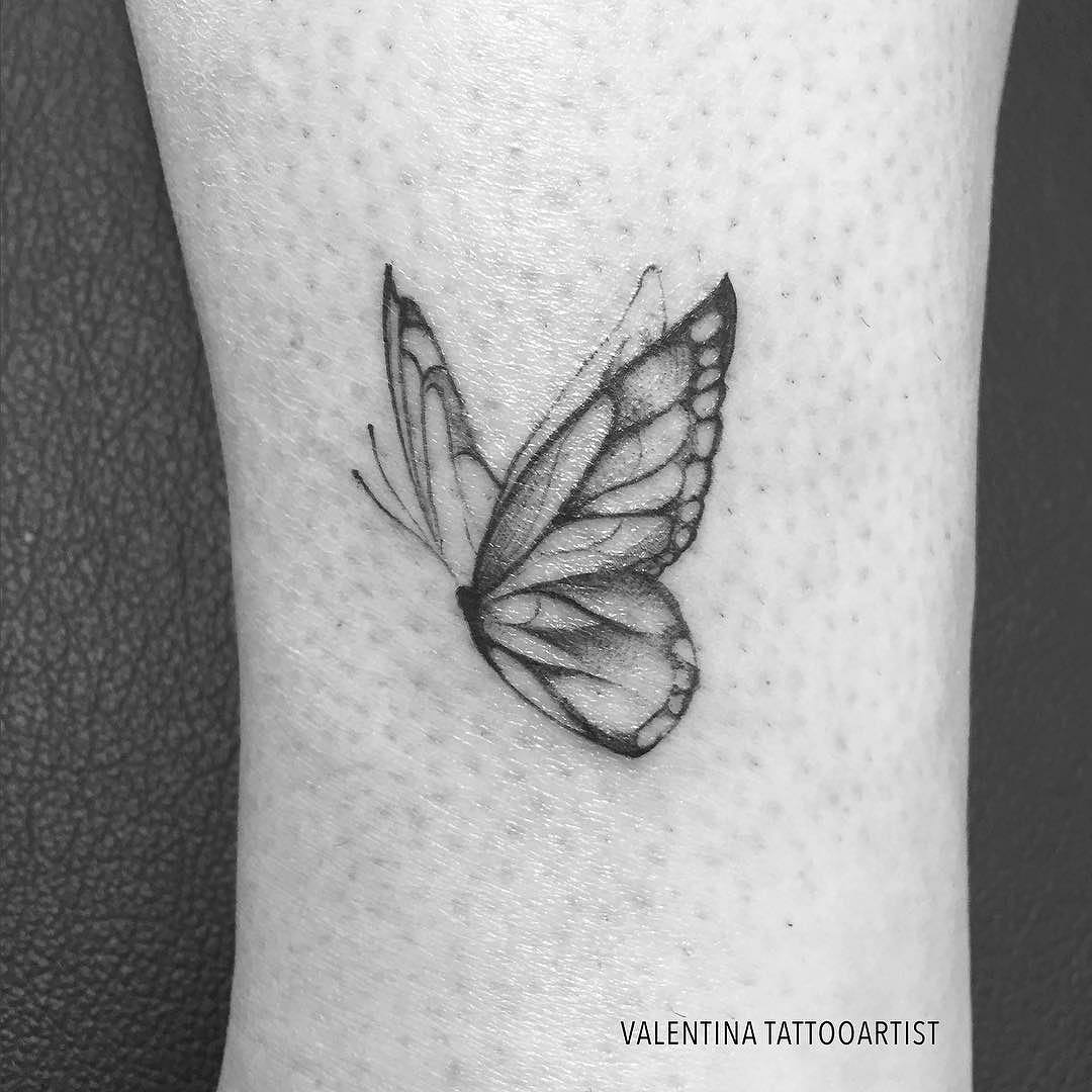 tattoo-farfalle-stilizzate-by-@valentinatattooartist-1