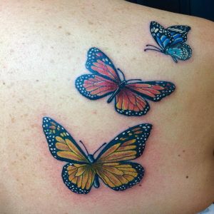 tattoo-gruppo-di-farfalle-by-@andreagorellitattoos