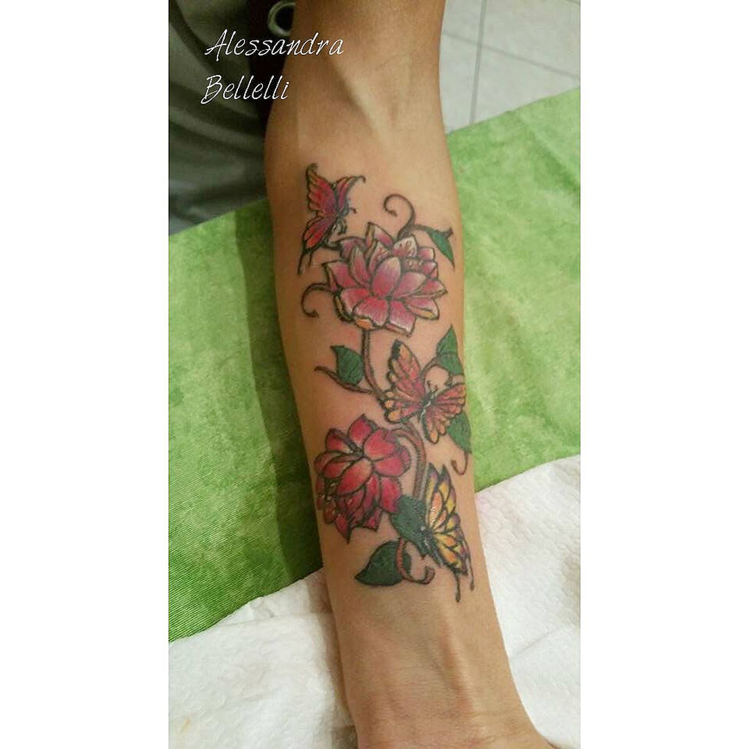 tatuaggio-farfalle-braccio-by-@alessandrabellelli-1