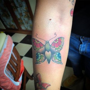 tatuaggio-farfalle-braccio-by-@alessandrotattoo95