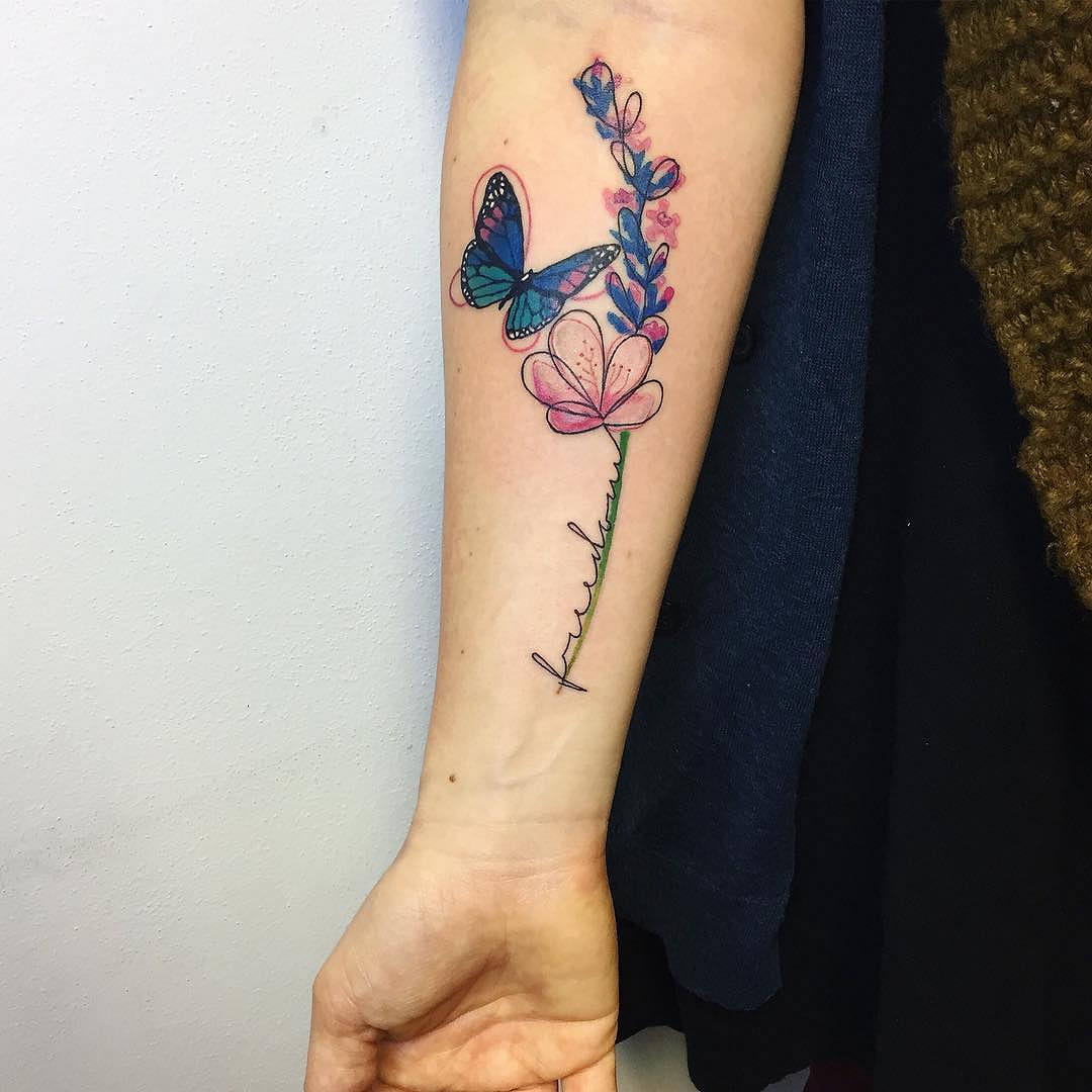 tatuaggio-farfalle-e-fiori-by-@sonia_tessari