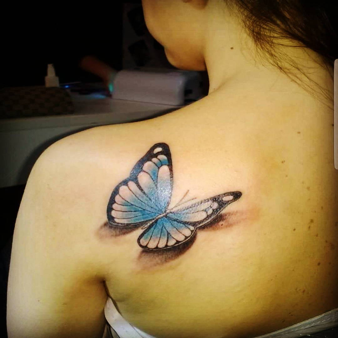 tatuaggio-farfalle-realistiche-by-@corradolenares