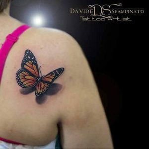 tatuaggio-farfalle-realistiche-by-@davidespampinatotattooartist