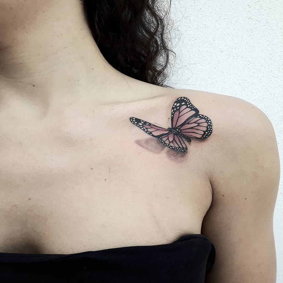 tatuaggio-farfalle-realistiche-by-@ilariaferraritattooer
