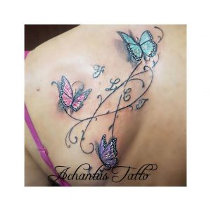 tatuaggio-farfalle-schiena-by-@acanthus_tattoo