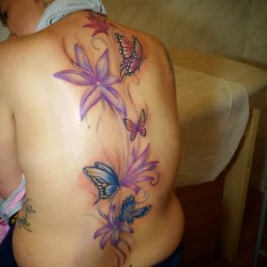 tatuaggio-farfalle-schiena-by-@ale10_tattooartist