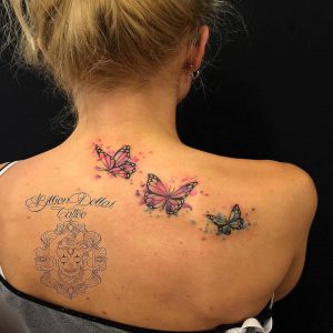 tatuaggio-farfalle-schiena-by-@billiondollartattoo