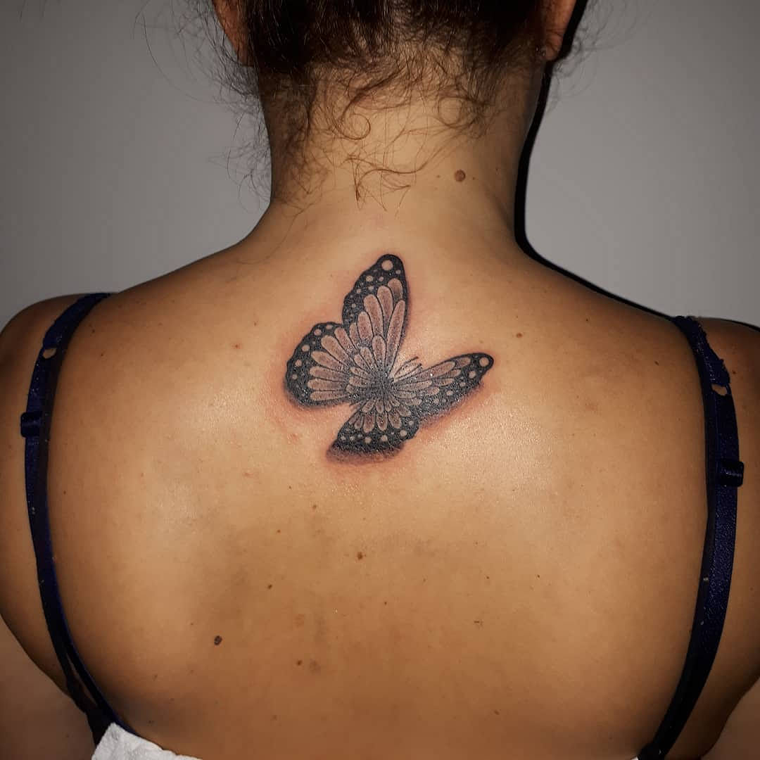 tatuaggio-farfalle-schiena-by-@klandestino_ink