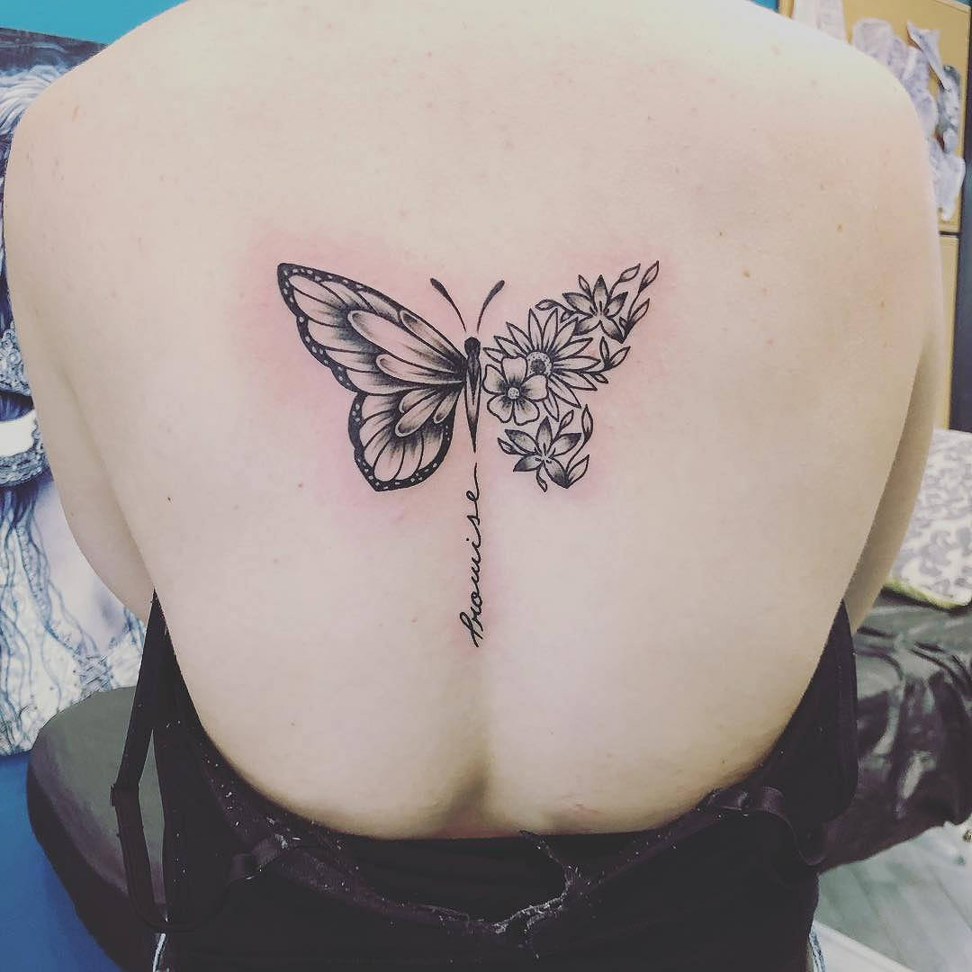 tatuaggio-farfalle-schiena-by-@pablaarttattoo