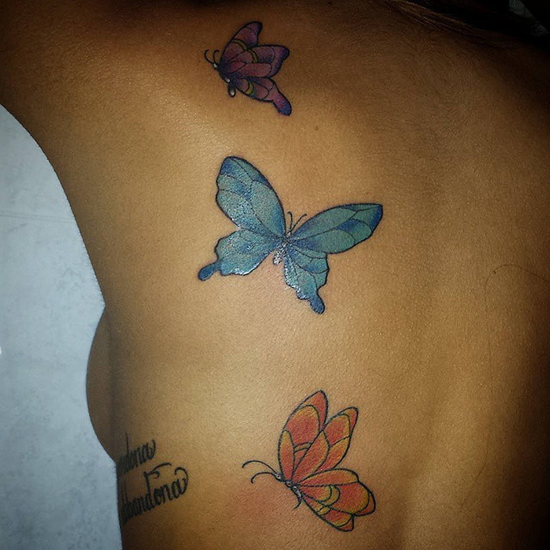 tatuaggio-gruppo-di-farfalle-by-@cre_tattoo_milano
