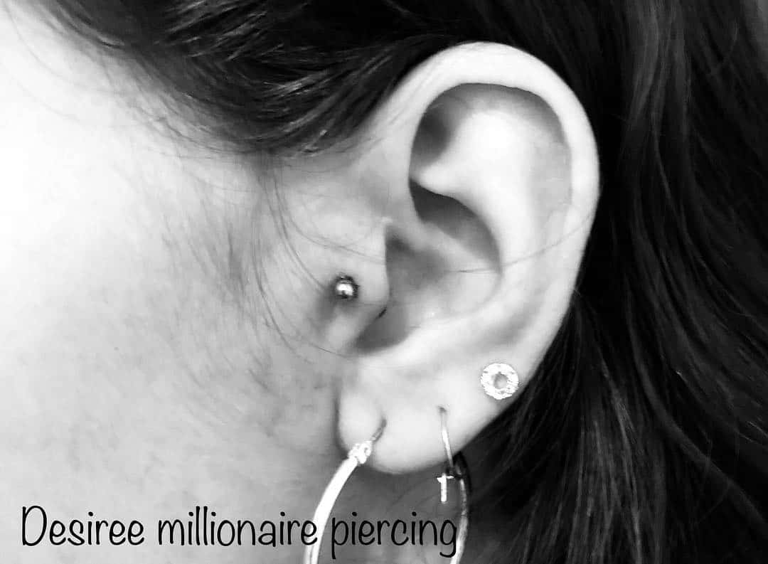 Piercing orecchio by @millionairepiercing