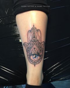 mano di fatima tattoo by @dame_tattoo