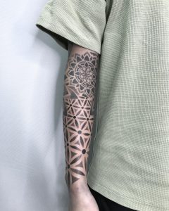 tattoo mandala by @tomm_li