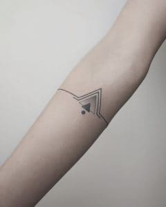 tattoo black lines by @nachotejerotattoo