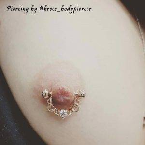 piercing capezzolo donna by @krees_bodypiercer