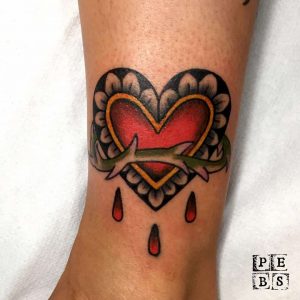 cuore sacro tattoo by @pebbles_pl