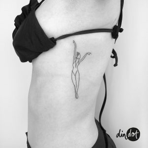 Tatuaggio lavoro ballerina stilizzata